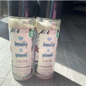 Love Beauty and Planet Coconut Water & Mimosa Flower Conditioner - Cream